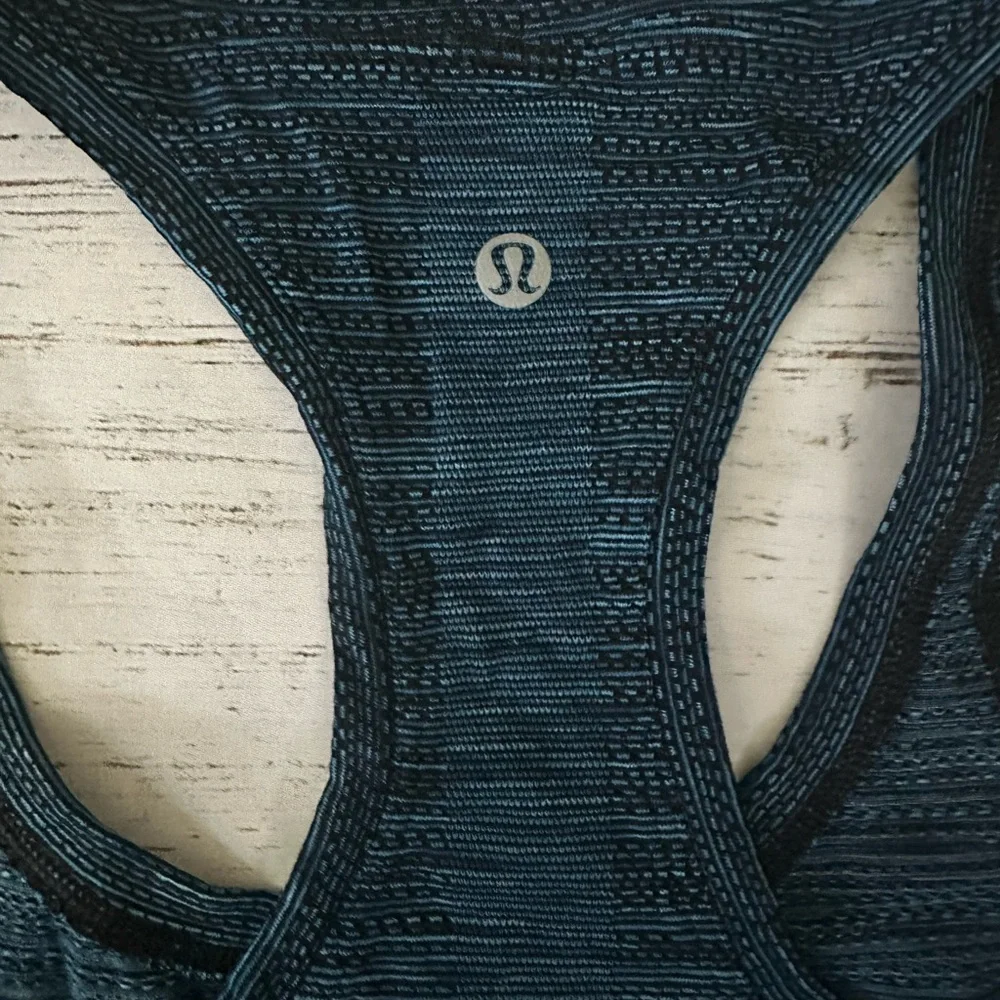 Lululemon Swiftly Racerback - Picture 7 of 7